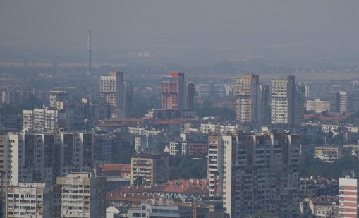 Само за час: СО получи 40 сигнала за смог, задимяване и неприятна миризма