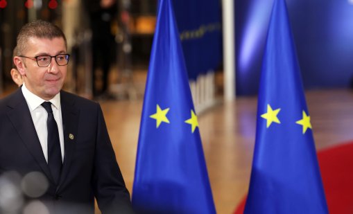 Мицкоски се оплака от България и във Виена, РСМ била жертва на "булинг"