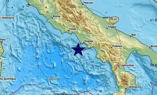 Силно земетресение от 5.9 по Рихтер близо до Неапол