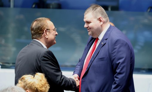 Пеевски иска проверка на съдията, пуснал от ареста шофьора, убил трима