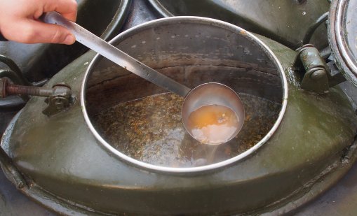 За Никулден: Община Бургас осигурява 2 т риба, ще раздаде 14 000 порции 