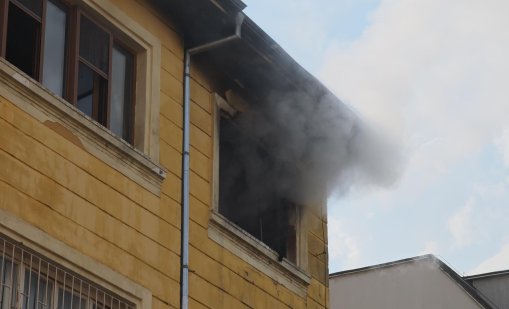 Жена бе спасена при пожар в Сливен