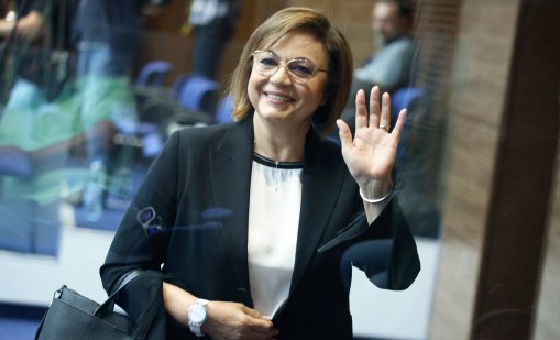Нинова: Изборите правят депутатите неразумни и лъжливи!