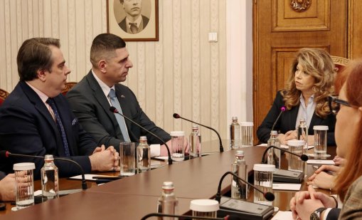 ПП-ДБ се срещна с Йотова, призоваха за смяна на модела Борисов-Пеевски