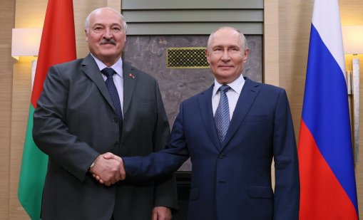 Беларуският лидер Лукашенко поздрави Путин за рождения му ден