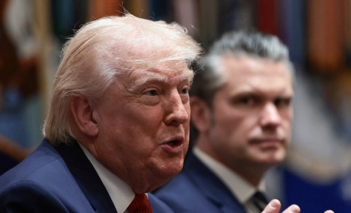 Тръмп отпусна още 10 дни на Иран, за да отвори Ормузкия проток