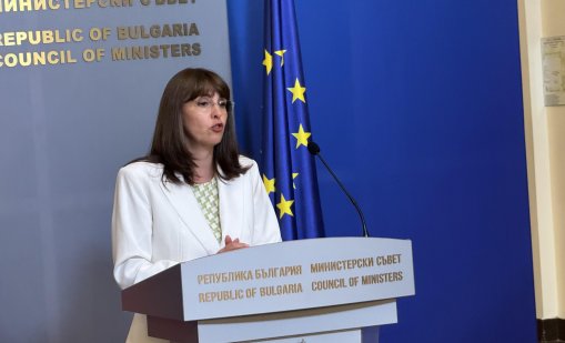 &ldquo;Инфлационен чек&ldquo;: 550 хил. ще получат 50 евро заради високите цени на горивата