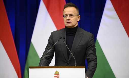 Сиярто: Украйна получи повече пари от ЕС за четири години, отколкото Унгария за 22