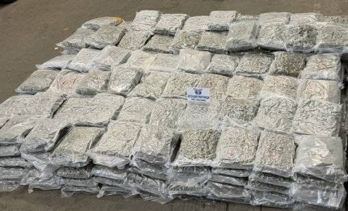Митничари задържаха близо 363 кг марихуана на Лесово 