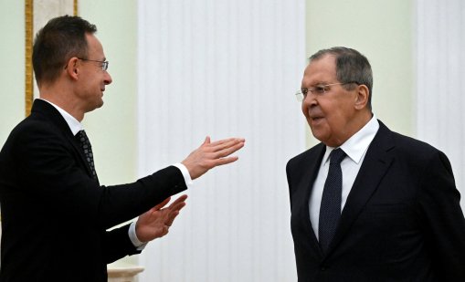 Сиярто: Унгария се готви за следвоенната икономическа епоха