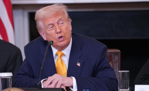 Тръмп наложи мита от 35% за Канада, планира от 15 или 20% за останалите