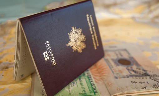 ЕК въвежда по-строги правила за издаването на визи за руснаци