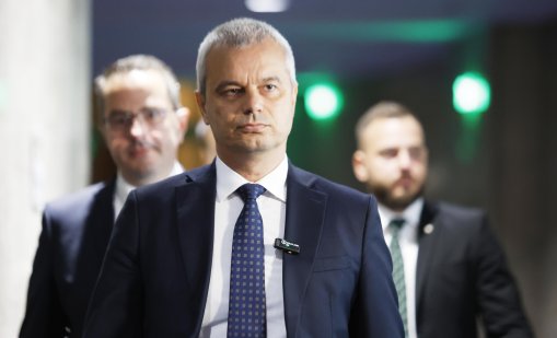 Костадин Костадинов: Трябват ни пет подписа за вот на недоверие