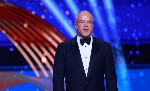 Разследват президента на "Мис Вселена" за трафик на дрога, оръжия и гориво  