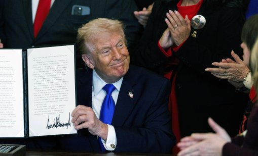 Според повечето американци Тръмп става все по-нестабилен с възрастта