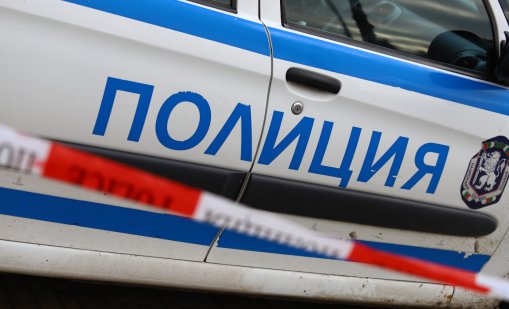 Мъж на 43 години е задържан за домашно насилие, набил баща си