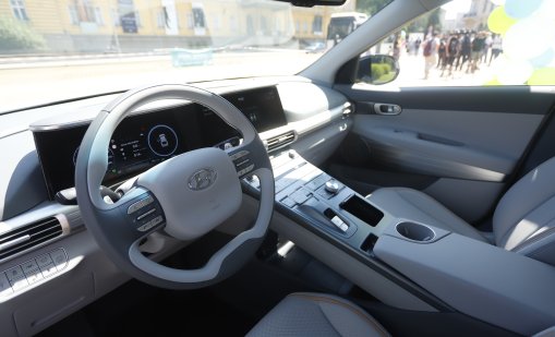 Пенсионер открадна рейс от автогарата в Свищов, запраши към село 