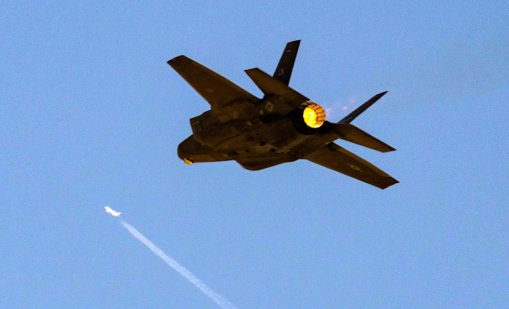 F-35 Lightning II вече е с интеграция на изкуствен интелект