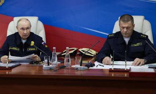 Владимир Путин за първи път посети Курилските острови