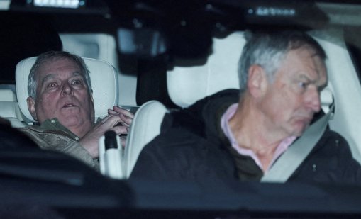 Андрю Маунтбатън-Уиндзор с мистериозна жена в Range Rover-а си