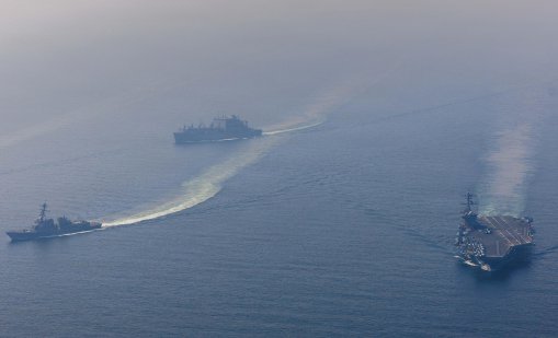 Масирано струпване на военна сила: Тръмп ще удари Иран до дни?