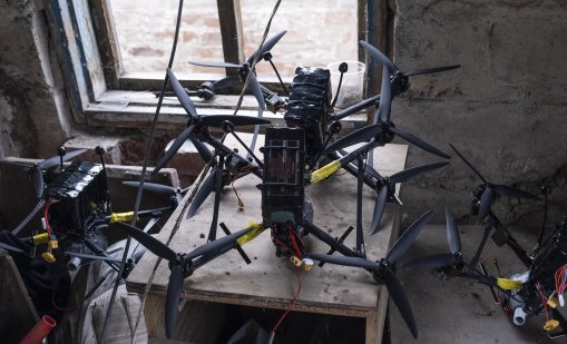 САЩ работят по дрон с изкуствен интелект за прехващане на въздушни цели