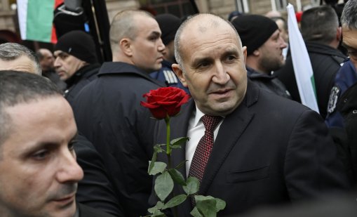 При избори днес: Формацията на Радев с 32,7%, ПП-ДБ и ДПС в битка за третото място