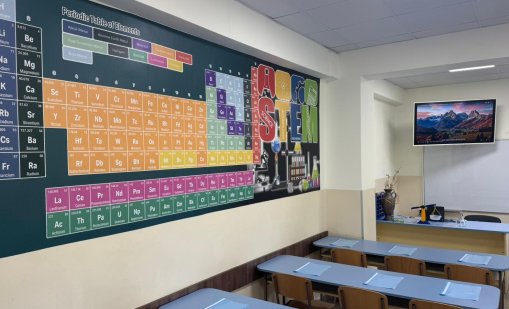 Успяват ли училищата днес да задържат интереса на децата в клас? 