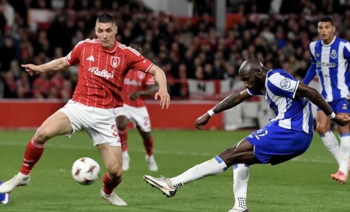 Астън Вила разгроми Болоня и се класира на полуфиналите 