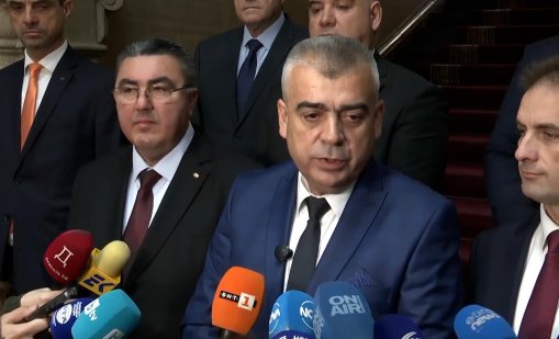 "Алианс за права и свободи" подаде документи за регистрация