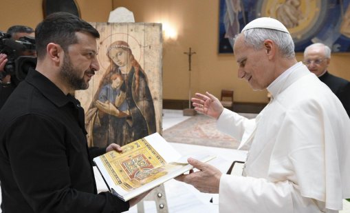 Папата посрещна президента на "мъченицата Украйна"