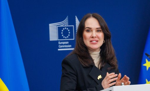 Сътрудничка на Володимир Зеленски е задържана заради корупция