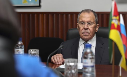 Лавров: ЕС изнудва Вучич да застане срещу Русия