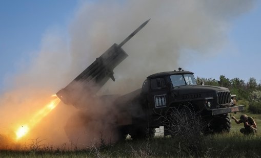 Жертвите на войските във войната в Украйна са близо 1,4 милиона