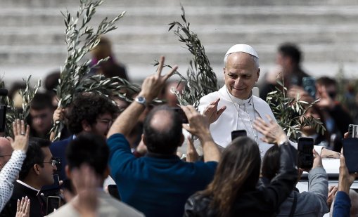 Тревожни данни за Ватикана: Младите не искат да стават свещеници