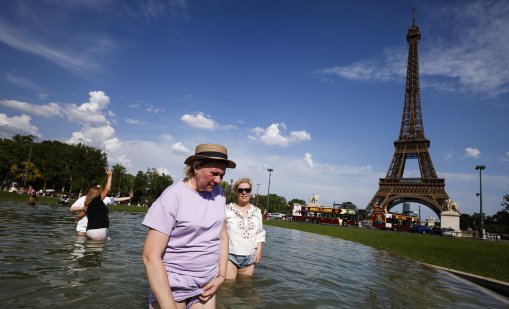 Екстремни температури в Европа, очакват се до 42&deg;C