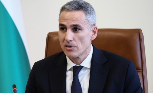 НС задължи Гюров да дойде за изслушване заради US самолетите