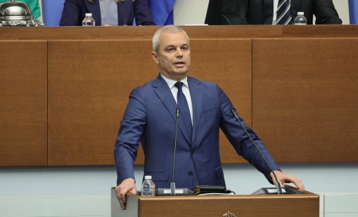 Костадинов: Политическата криза не е свършила, доверието е загубено