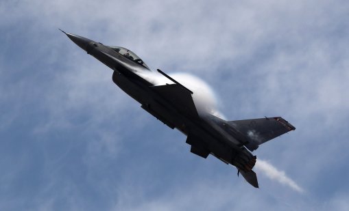 Новата руска ракета Р-77М ли стои зад унищожаването на украински F-16