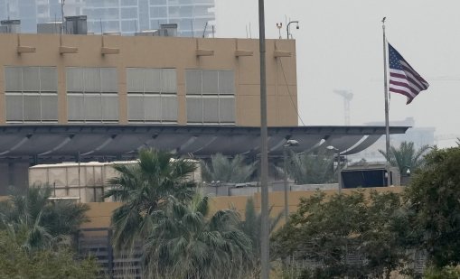 Посолството на САЩ в Багдад е атакувано, Израел с мащабна вълна от удари срещу Техеран