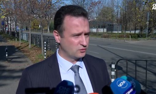 Жечо Станков уверява: Спецов е гаранцията, че пари от "Лукойл" няма да стигнат до Русия