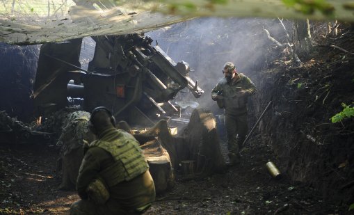 Убий другар или бъди убит: Дезертьорството на фронта сега води до ями и екзекуции