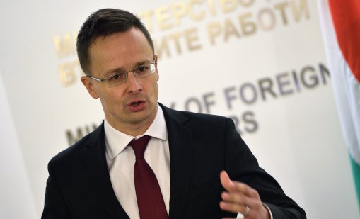 Сиярто проговори след загубата на Орбан: Обвиненията срещу мен ме натъжиха