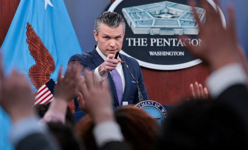 Възползват ли се близки до Тръмп от войната в Иран, за да печелят пари? 