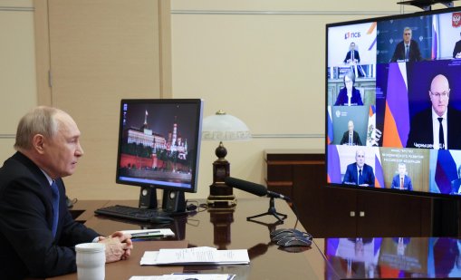Ескалация на два фронта: Как Путин затяга натиска в Русия и срещу Украйна