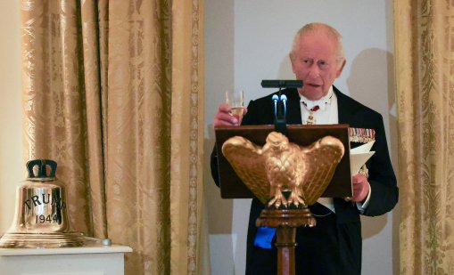 Шегата на Чарлз към Тръмп: Ако не бяхме ние, щяхте да говорите френски СНИМКИ