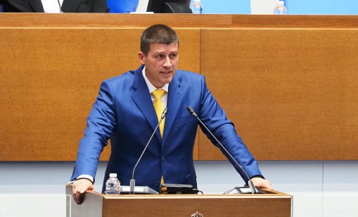 "Величие": Не Пеевски, а Борисов е човекът, който управлява в сянка