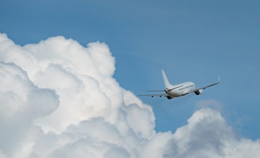 За първи път: Автопилот приземи самолет 