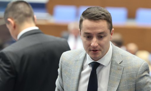 Божанков: Нашия миролюбец Радев трябва да призове Русия да седне на масата за преговори