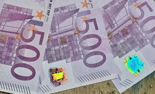 Турист плати с фалшива банкнота от 500 евро в Боровец